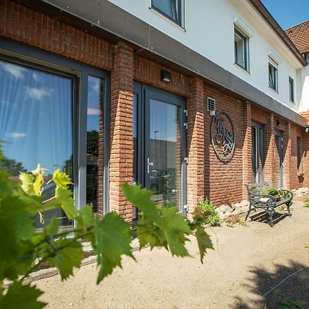 Weinbek Hotel Fockbek Exterior photo